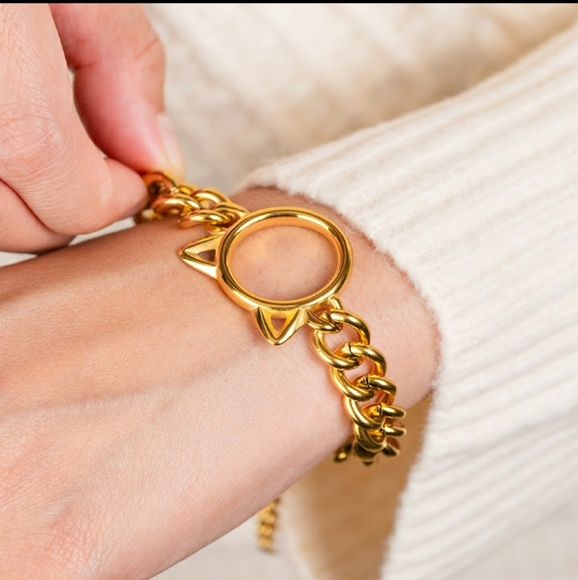 Cat Cuban Link Bracelet /Gorgeous Gold - Picture 2 of 8